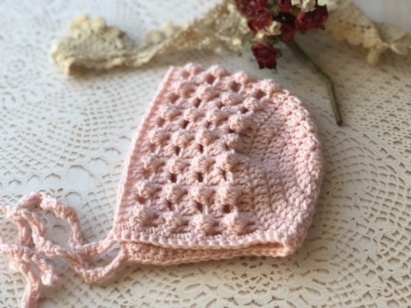 beau-bonnet-pink-crochet